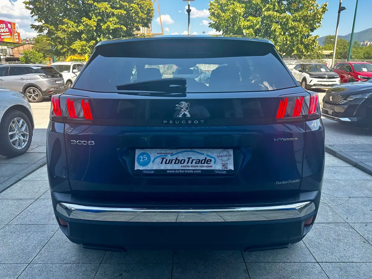 PEUGEOT 3008 1.6 HYBRID 4WD ALLURE 300KS - 7