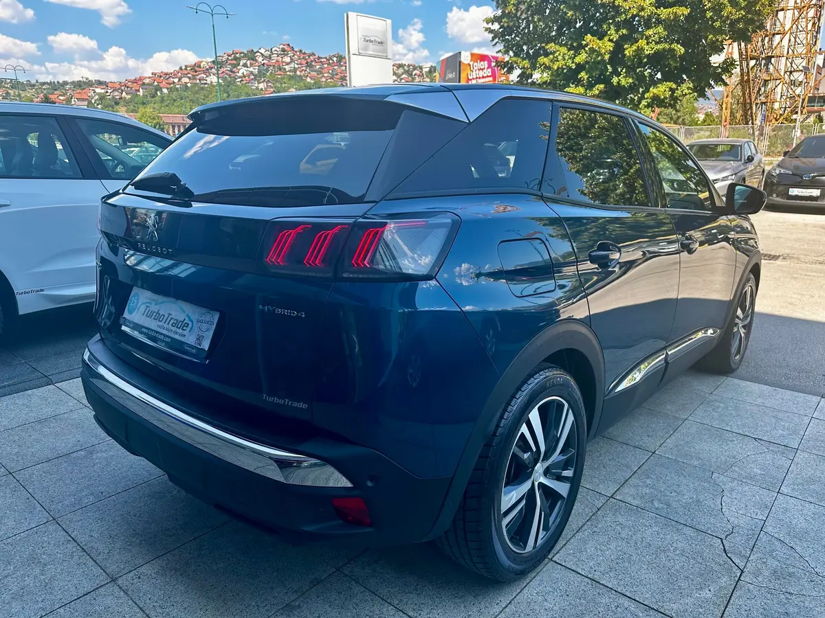 PEUGEOT 3008 1.6 HYBRID 4WD ALLURE 300KS - 8