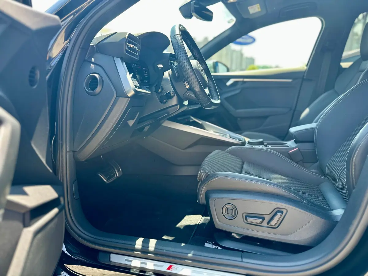 AUDI S3 TFSI QUATTRO 16V - 10