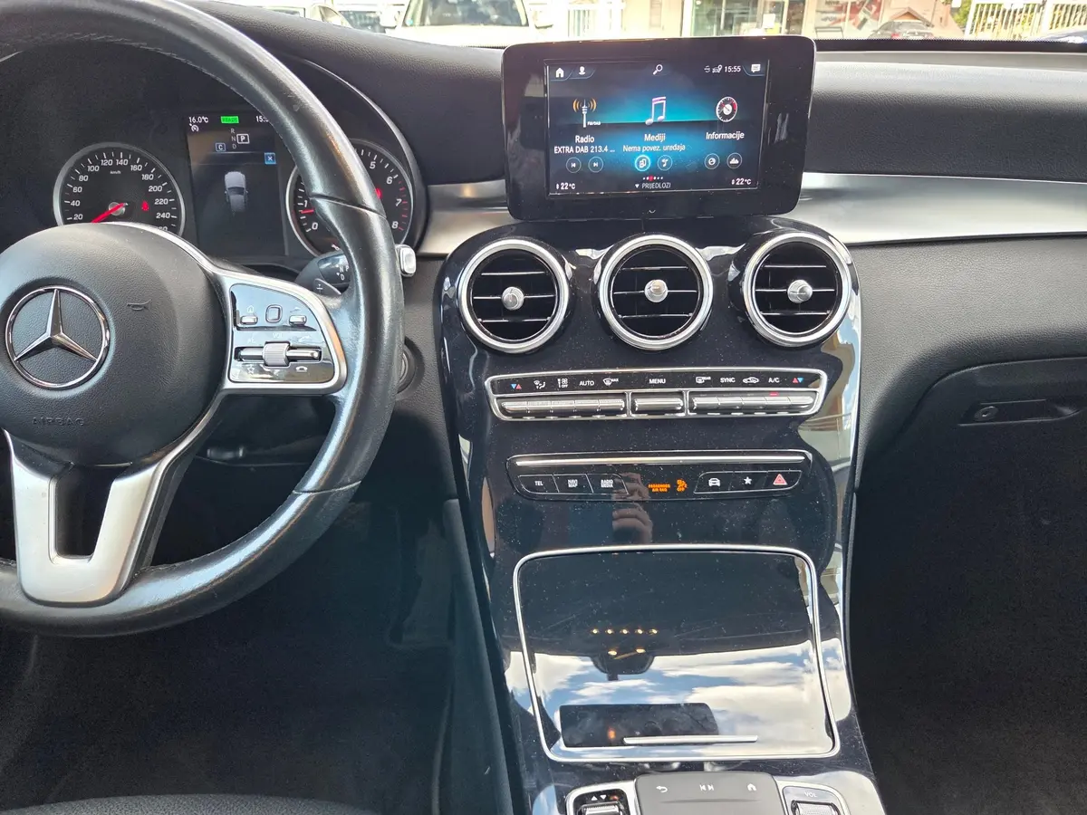 Mercedes-Benz GLC200 4Matic EQ - 13