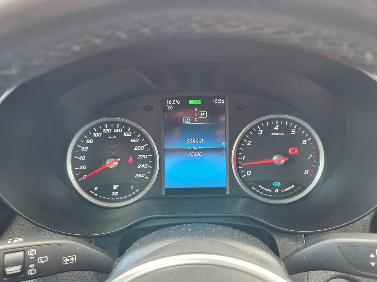 Mercedes-Benz GLC200 4Matic EQ - 17