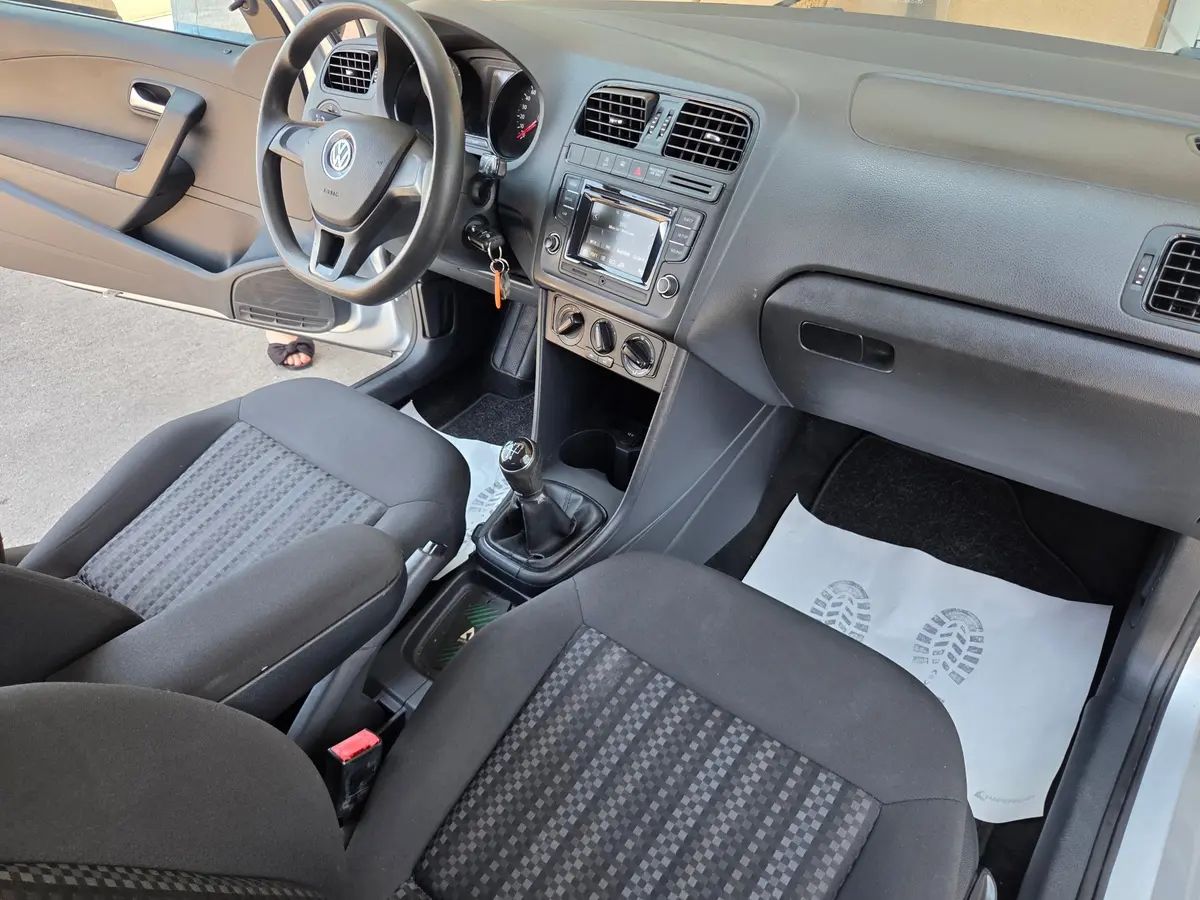 Volkswagen Polo 1.4 TDI - 17