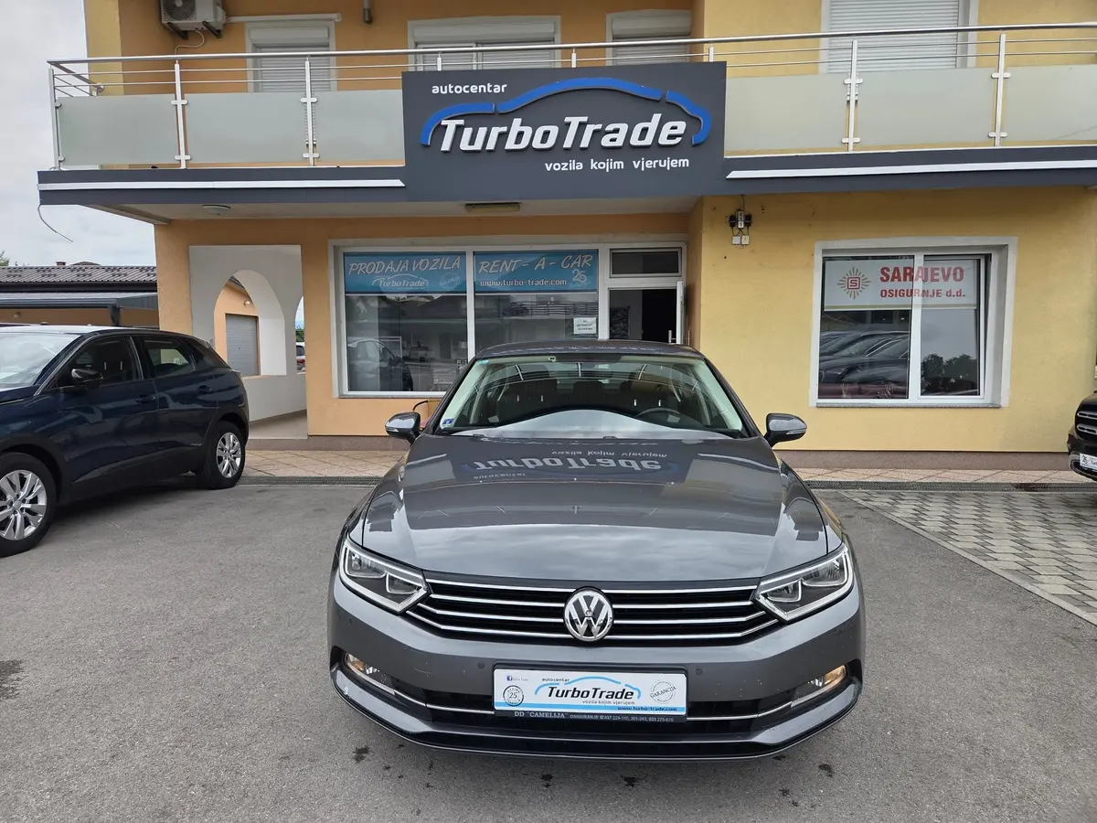 Volkswagen Passat 1.6 TDI DSG  - 2