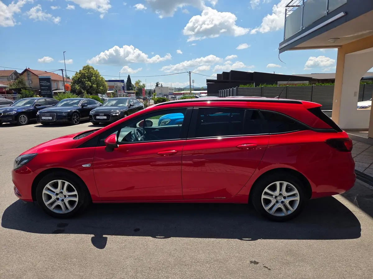 Opel Astra 1.6 CDTI  - 4