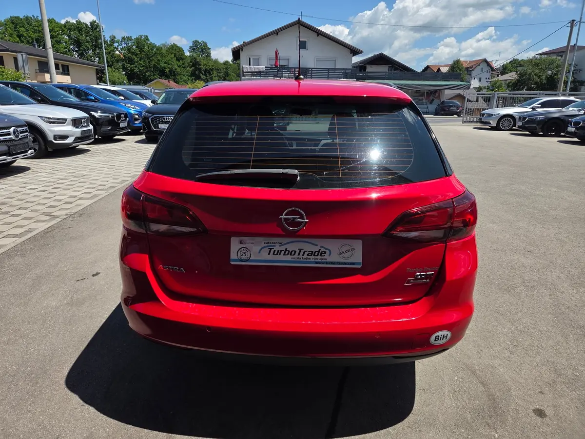 Opel Astra 1.6 CDTI  - 6