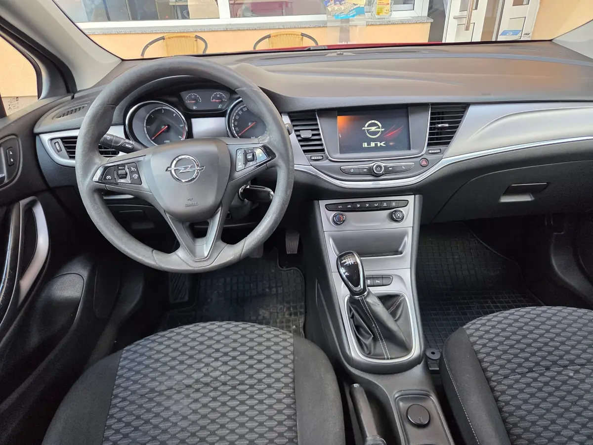 Opel Astra 1.6 CDTI  - 11