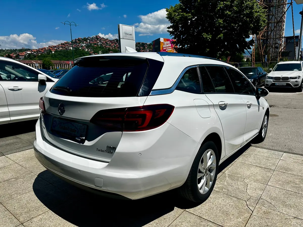 OPEL ASTRA K SPORT SW 1.6D AUT - 8