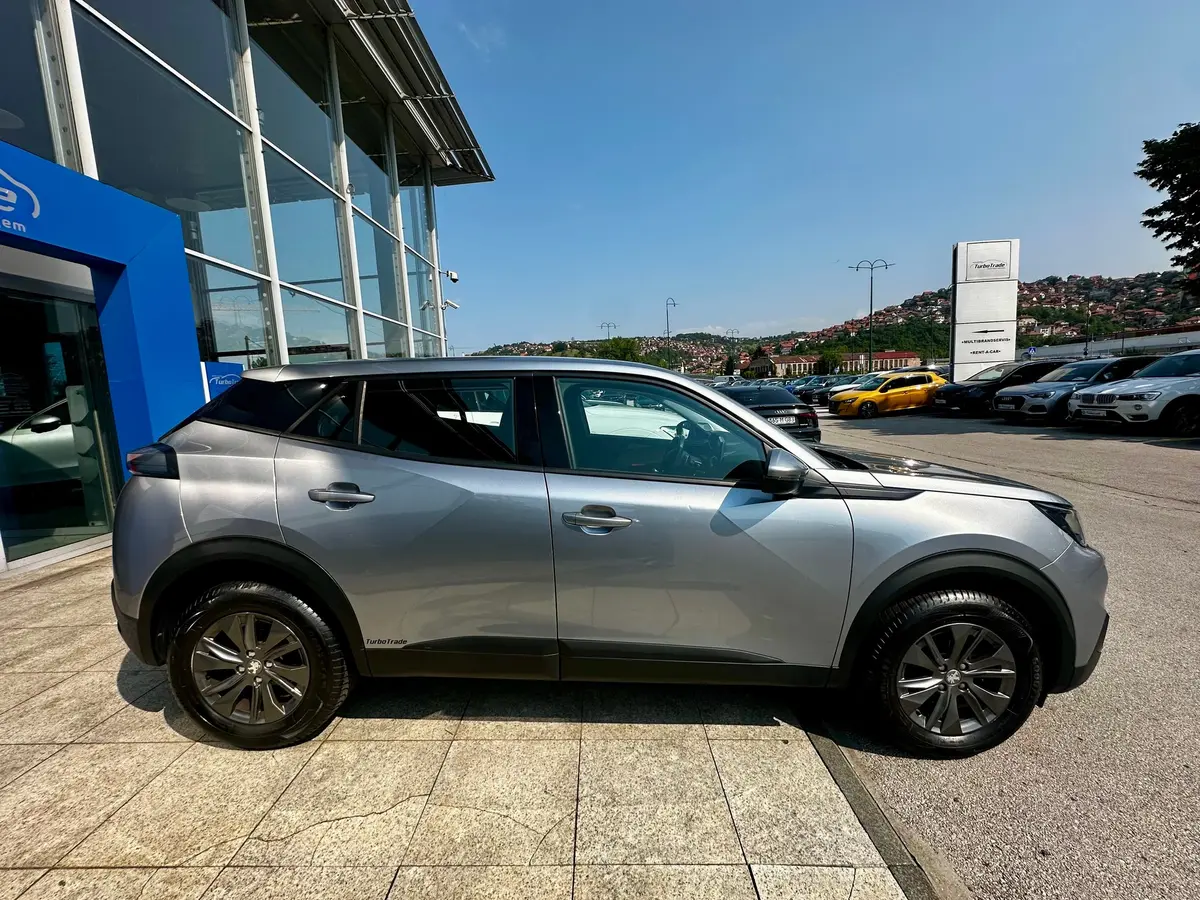 PRUGEOT 2008 1.2  PURETECH ACTIVE - 4
