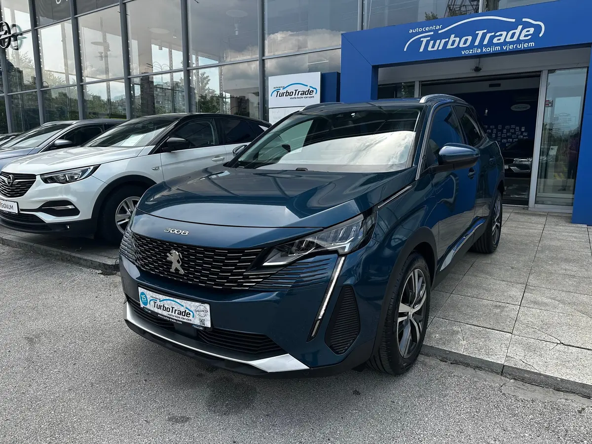 PEUGEOT 3008 1.2 PURETECH ALLURE - 3