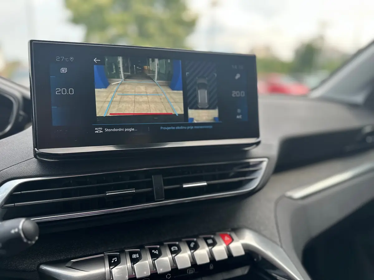 PEUGEOT 3008 1.2 PURETECH ALLURE - 15