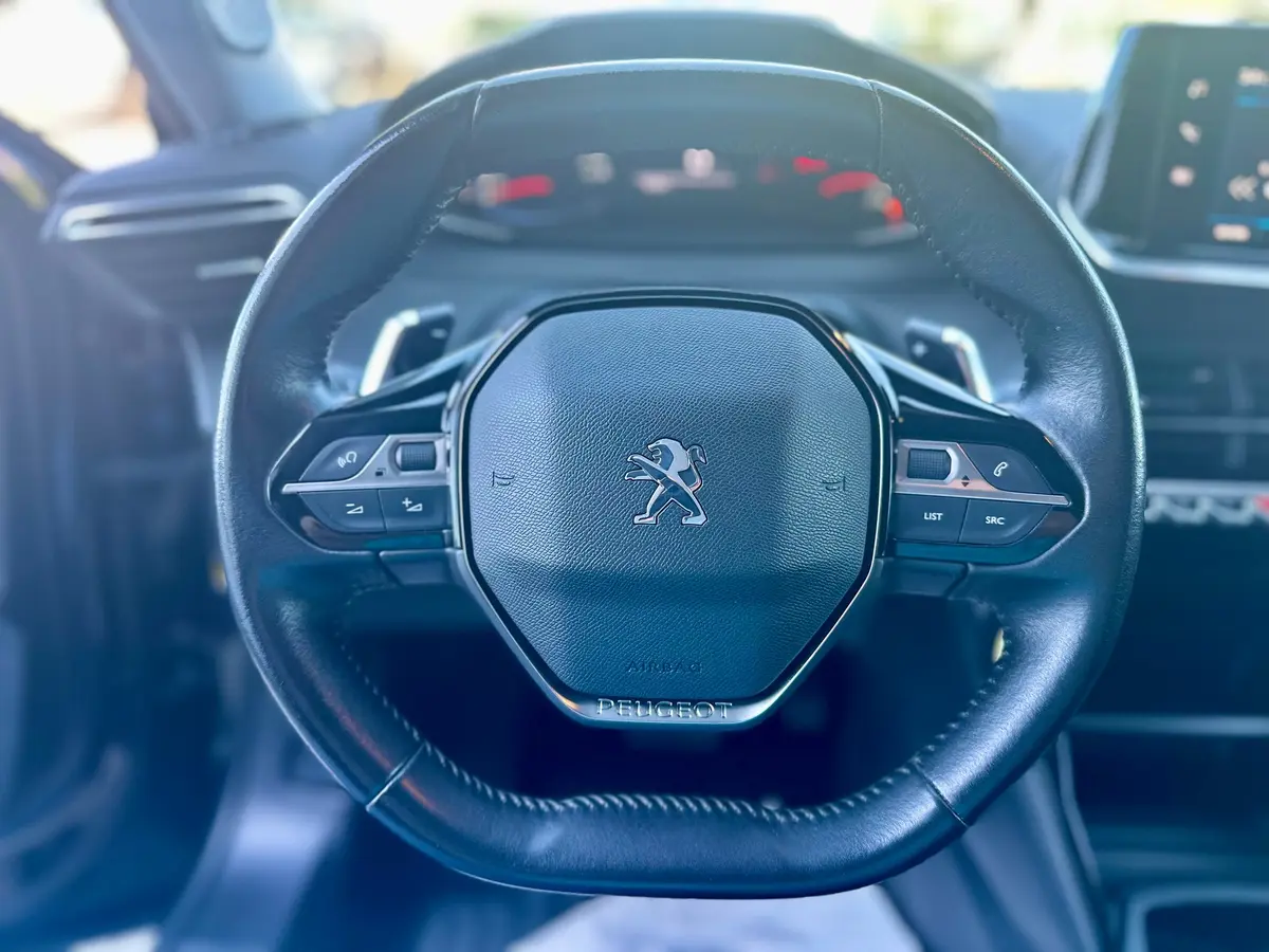 PEUGEOT 2008 1.2 PURETECH  - 12