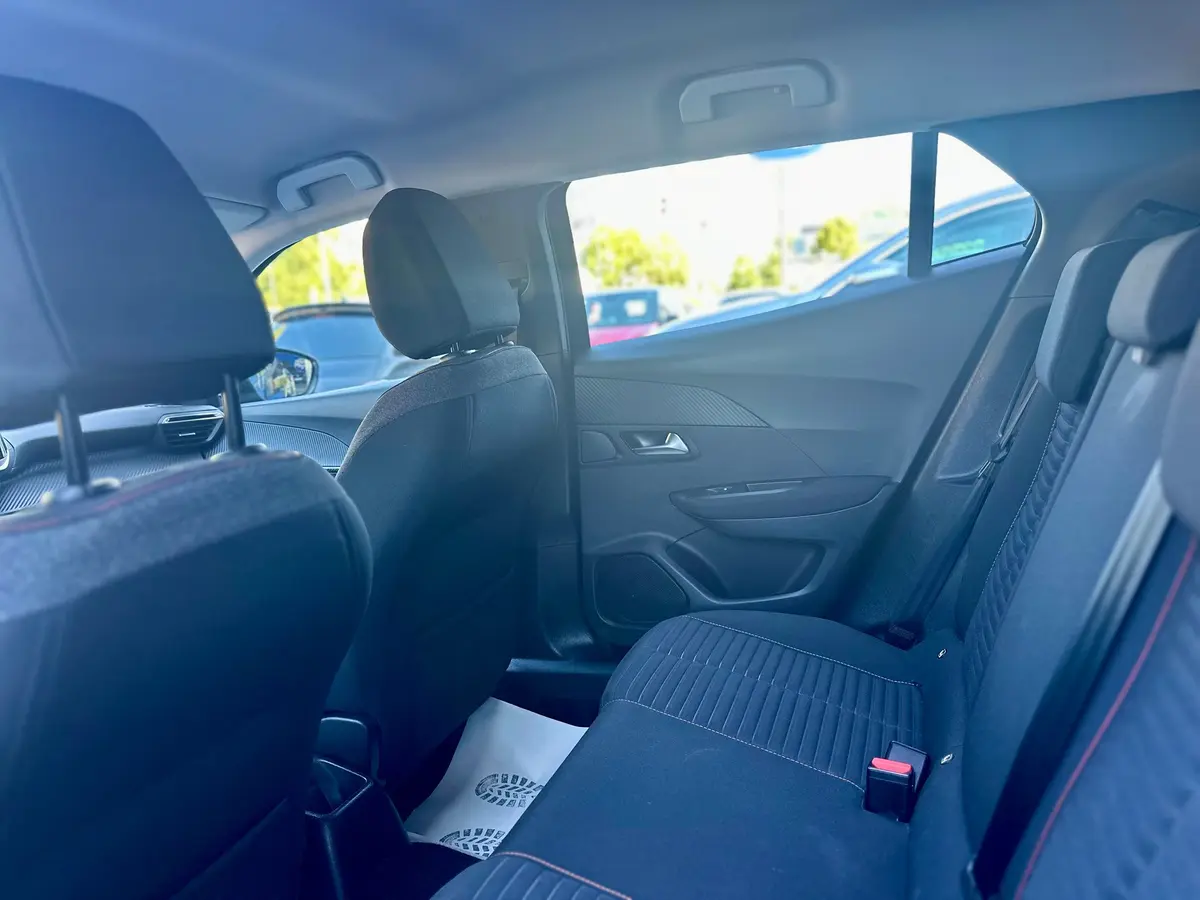 PEUGEOT 2008 1.2 PURETECH  - 15