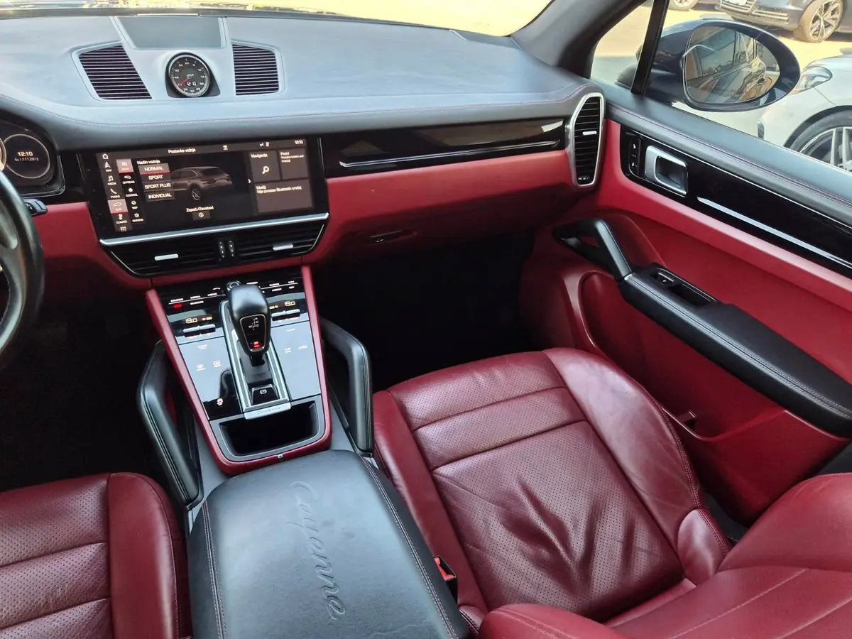 Porsche Cayenne S 3.0 V6  - 11