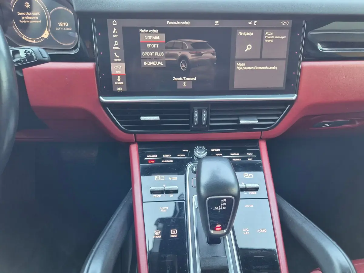 Porsche Cayenne S 3.0 V6  - 12
