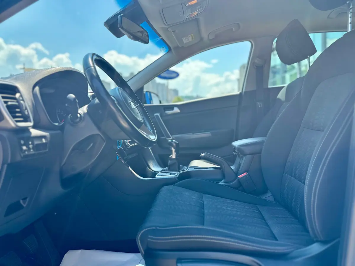 KIA SPORTAGE 1.6 GDI - 11