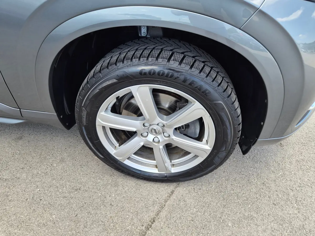 Volvo XC90 2.0 D4 Business 7 PL - 9