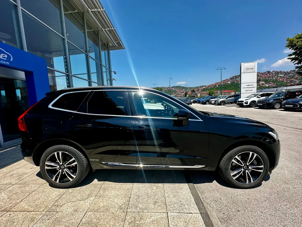 VOLVO XC60 T6 AWD RECHARGE - 4