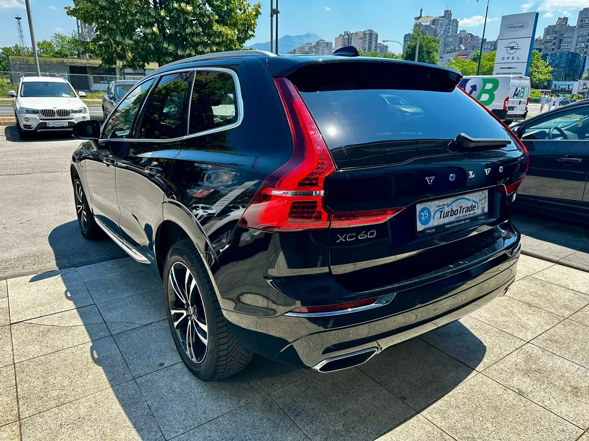 VOLVO XC60 T6 AWD RECHARGE - 6