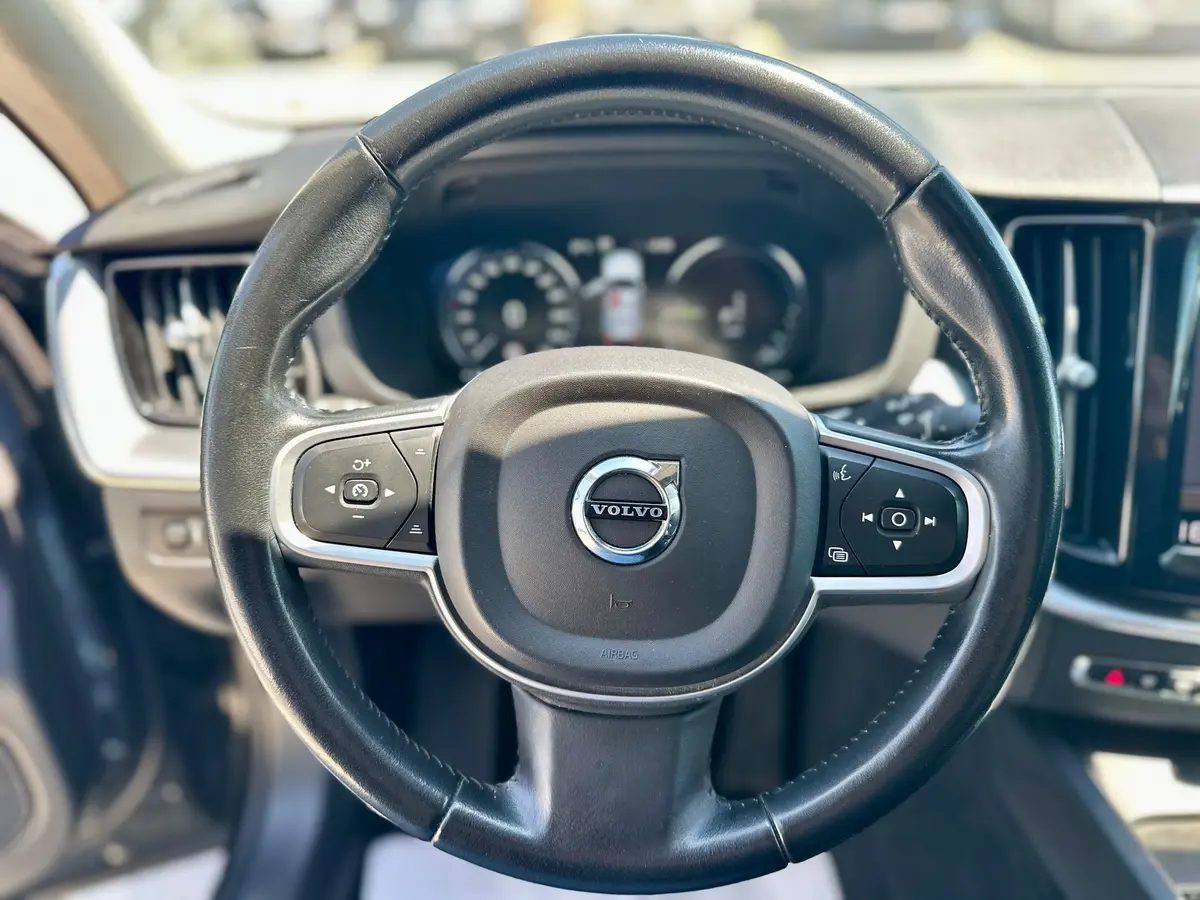 VOLVO XC60 T6 AWD RECHARGE - 13