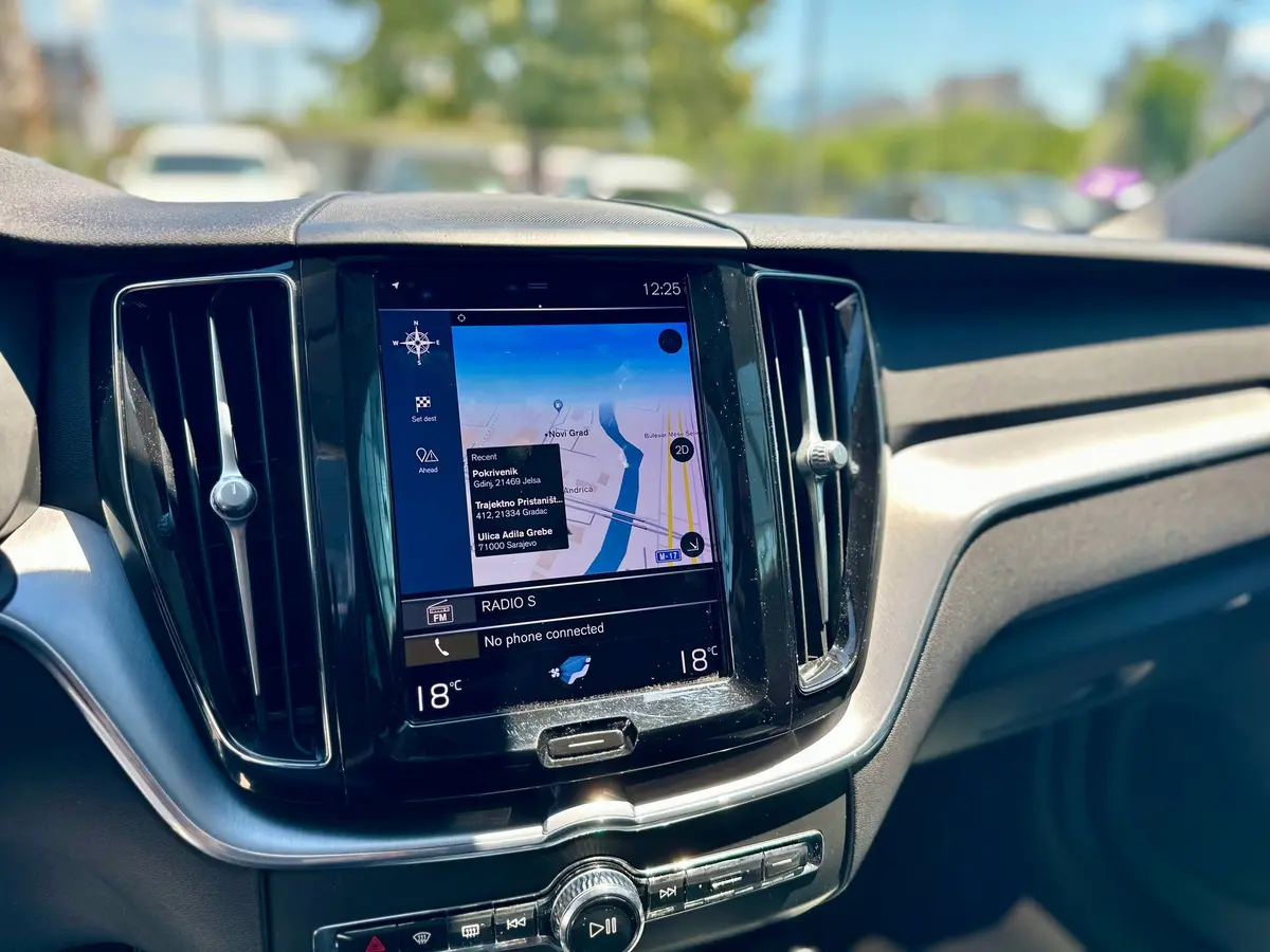 VOLVO XC60 T6 AWD RECHARGE - 14