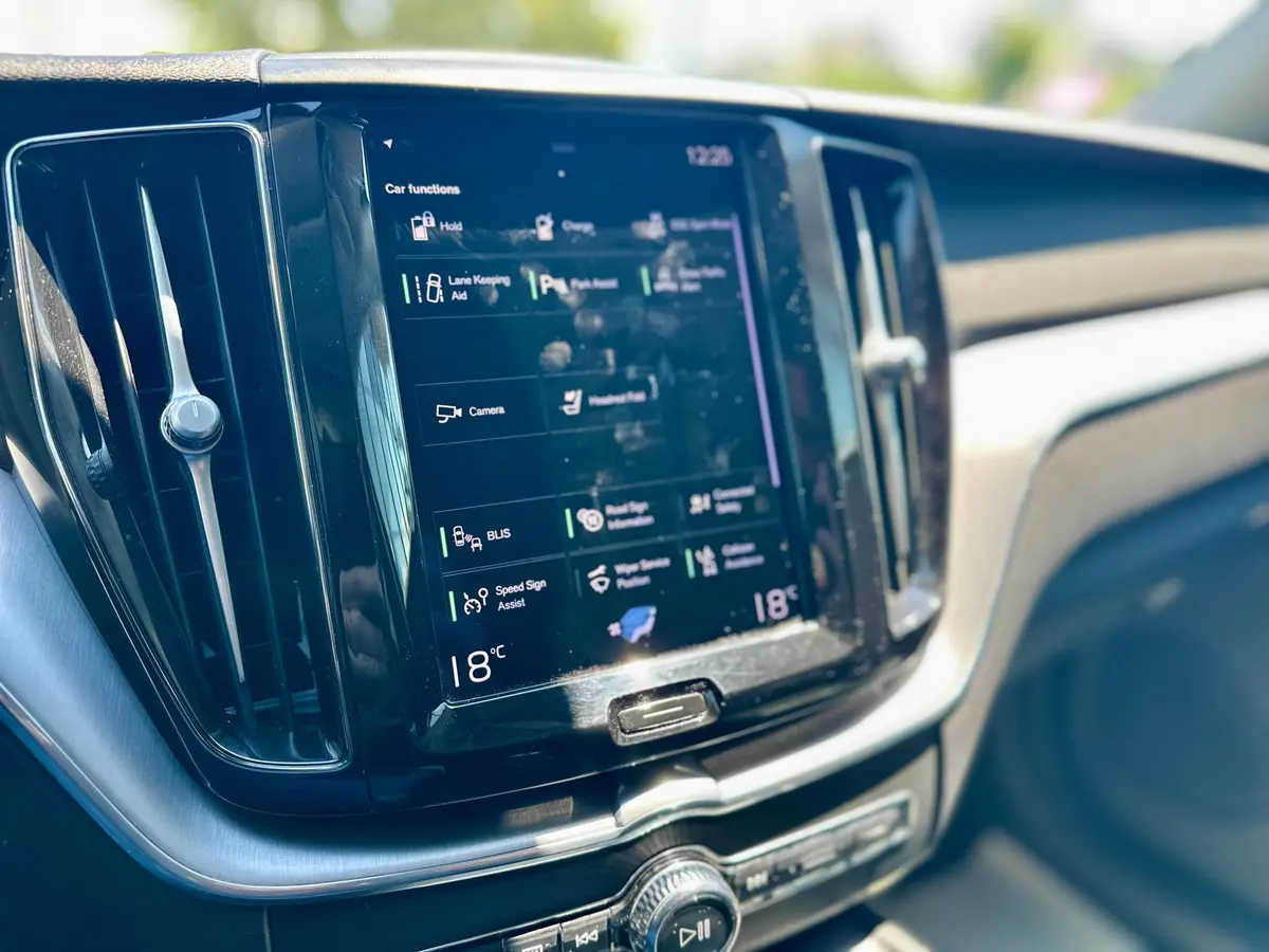 VOLVO XC60 T6 AWD RECHARGE - 17