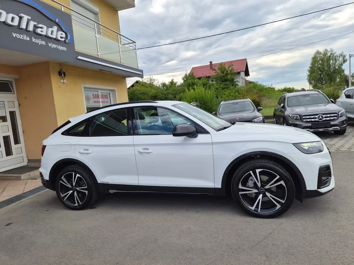 AUDI Q5 SPORTBACK 40TDI QUATTRO S-TRONIC - 5