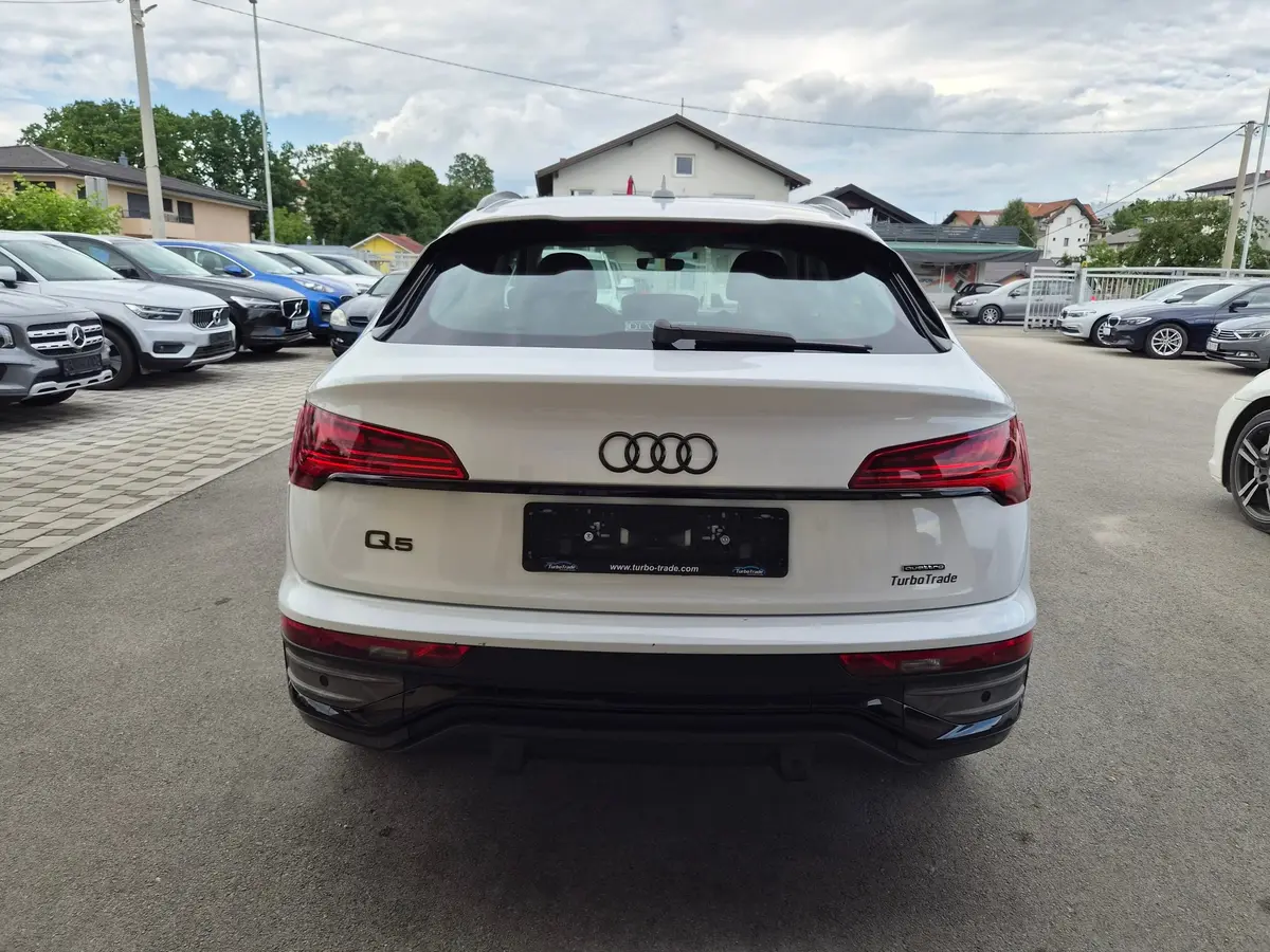 AUDI Q5 SPORTBACK 40TDI QUATTRO S-TRONIC - 7