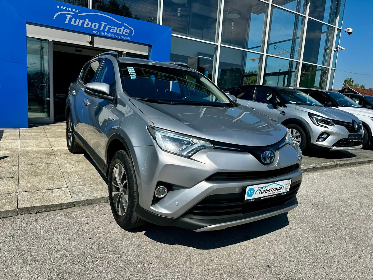 TOYOTA RAV4 HYBRID AUKCIJA LOT 2