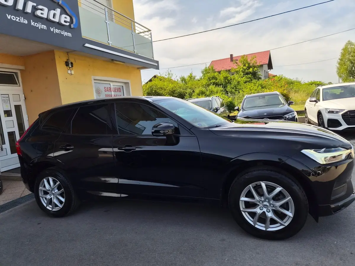 Volvo XC60 2.0 D4 AWD Business - 4