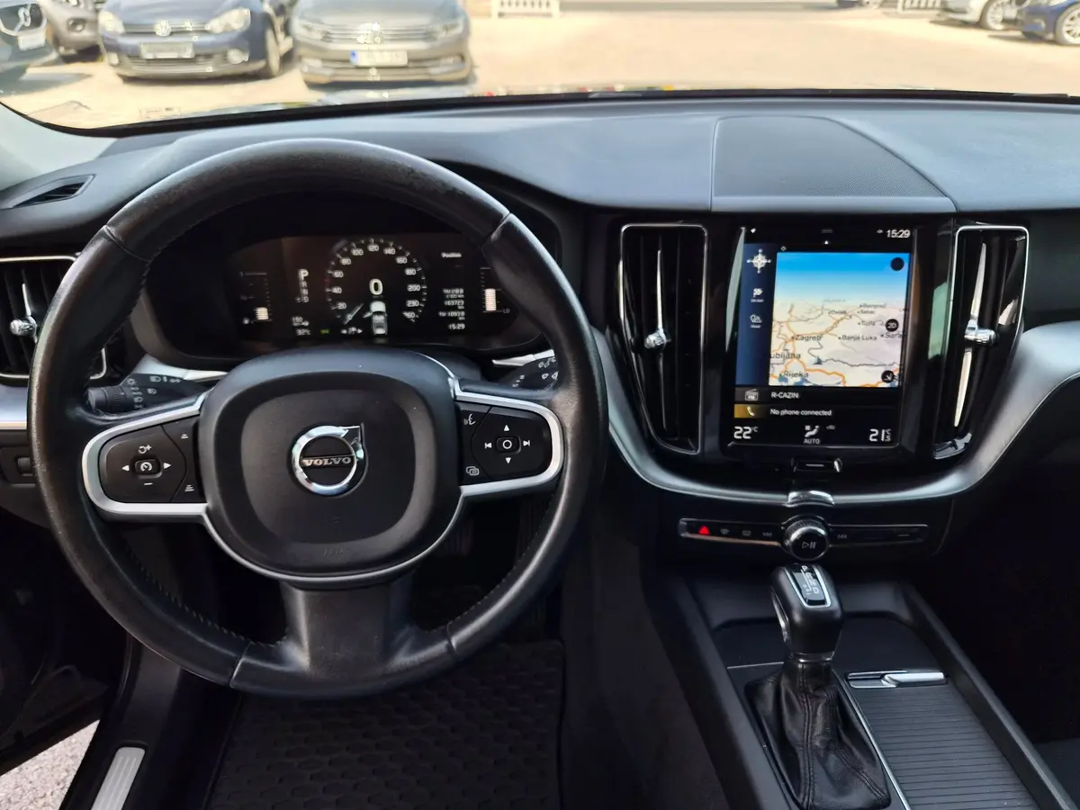 Volvo XC60 2.0 D4 AWD Business - 15