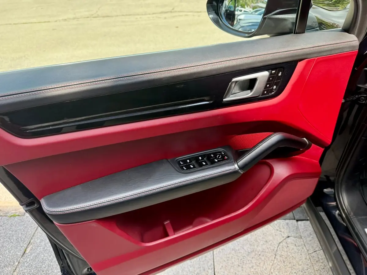 PORSCHE CAYENNE 3.0 V6 PANO/DAB/MEMORY - 9