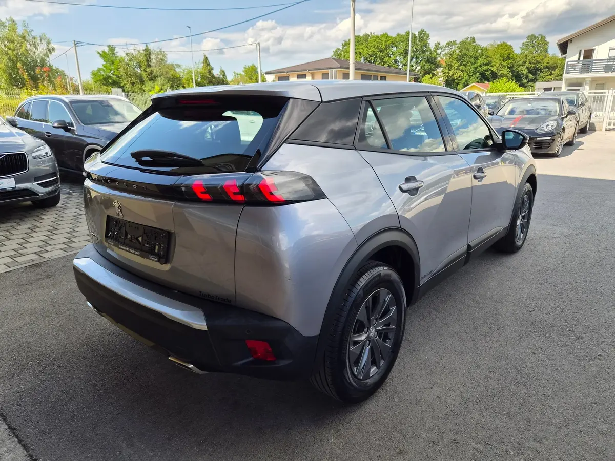 PEUGEOT 2008 1.2 PURETECH - 8