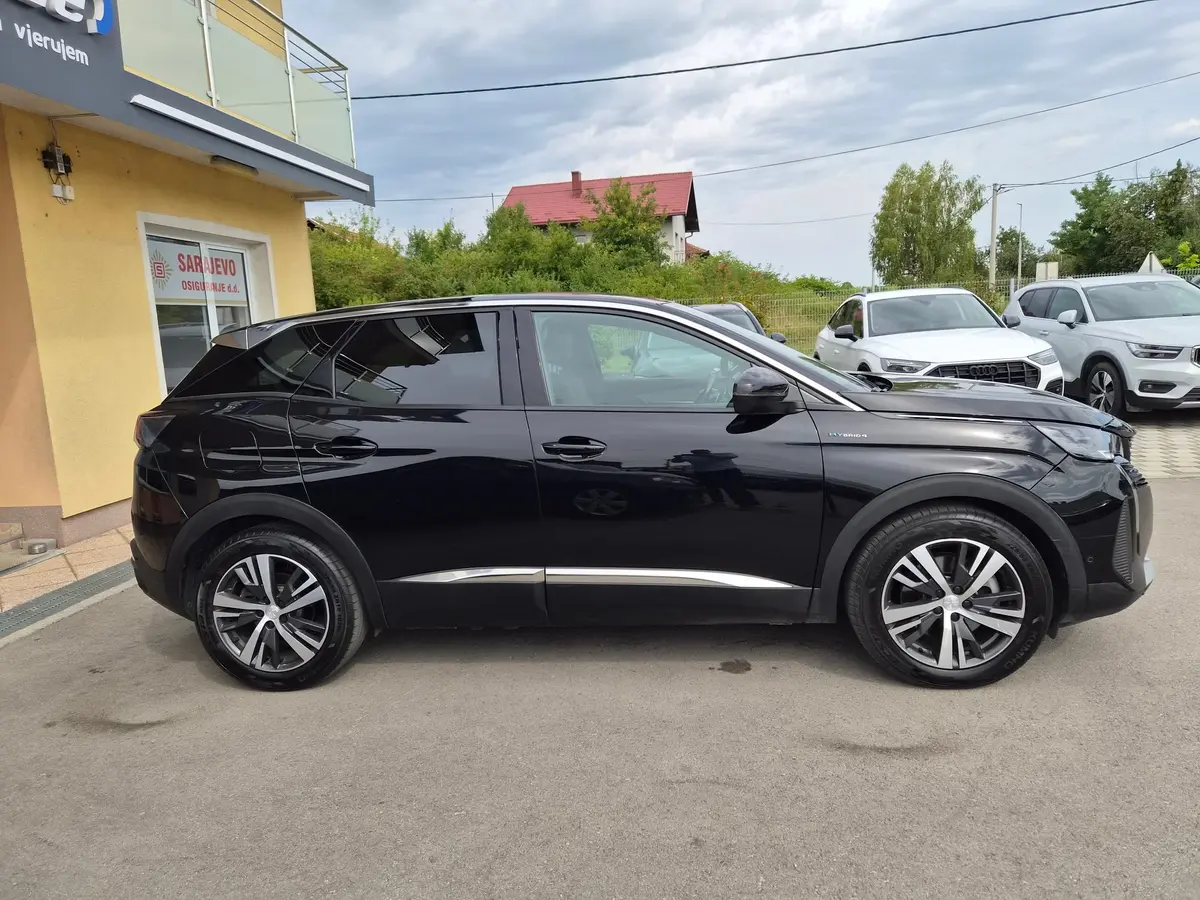 PEUGEOT 3008 1.6 HYBRID 4WD ALLURE 300KS - 5
