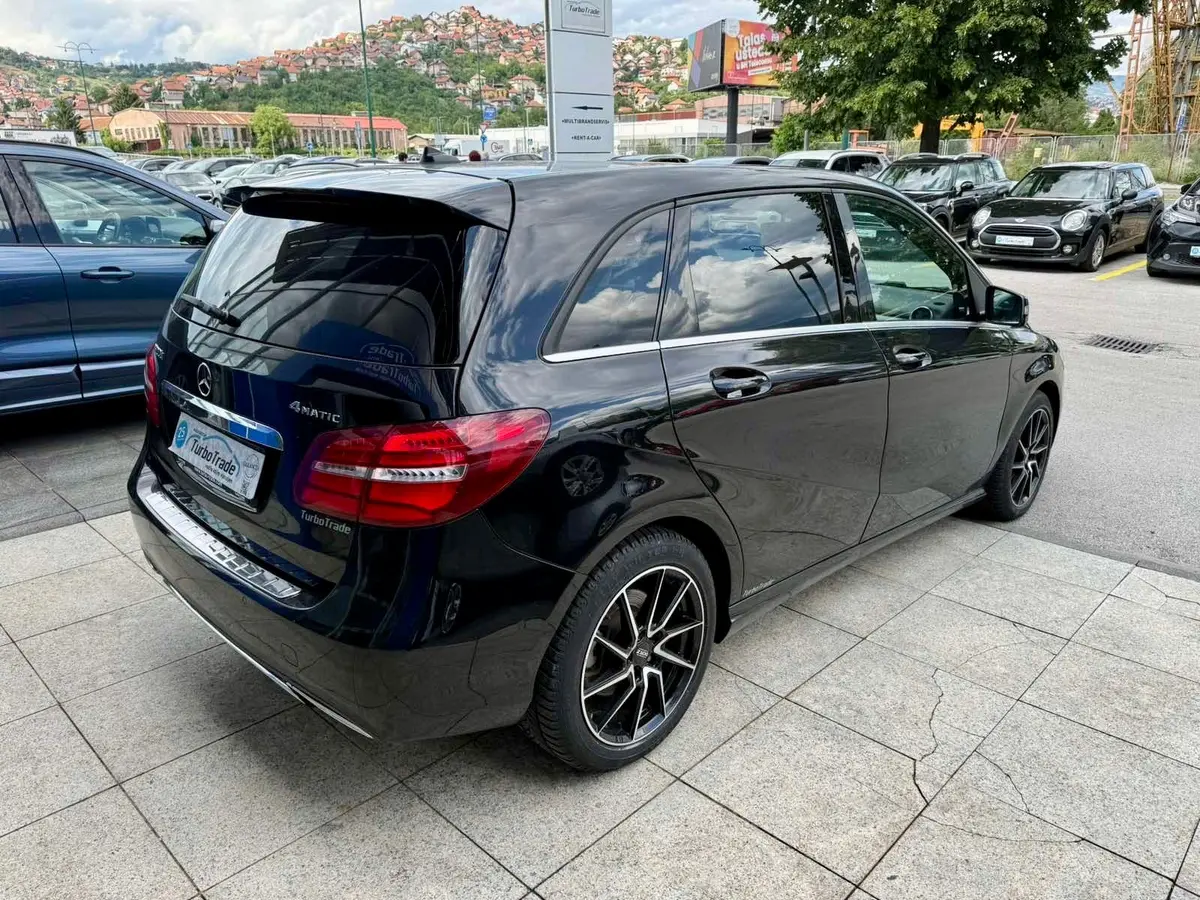 MERCEDES-BENZ B200 D 4MATIC AUT - 6