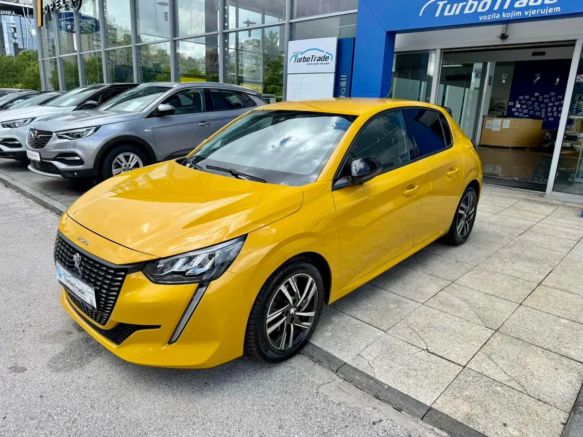 PEUGEOT 208 ALLURE 1.2 AUT/AGUEDA YELOW - 3