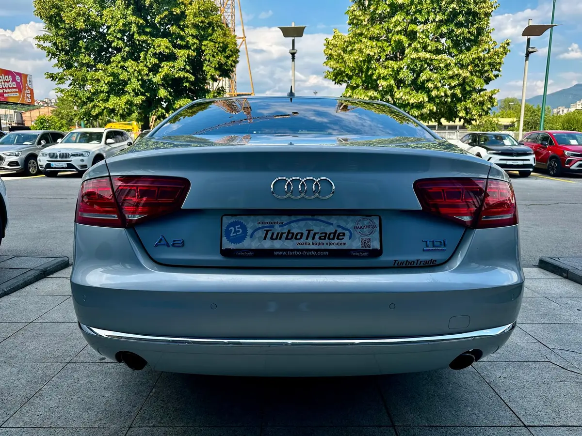 AUDI A8 4.2TDI QUATTRO  - 7