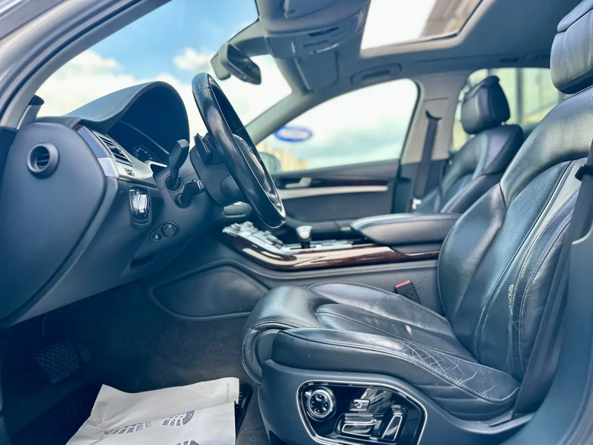 AUDI A8 4.2TDI QUATTRO  - 10
