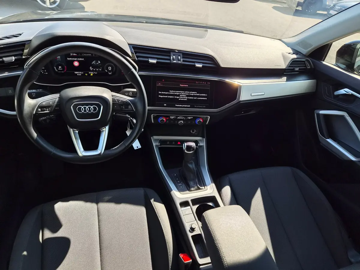 Audi Q3 40 TDI Quattro Stronic - 11