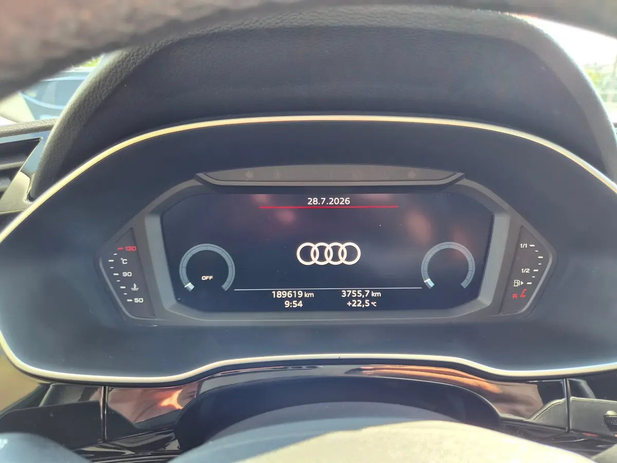 Audi Q3 40 TDI Quattro Stronic - 13