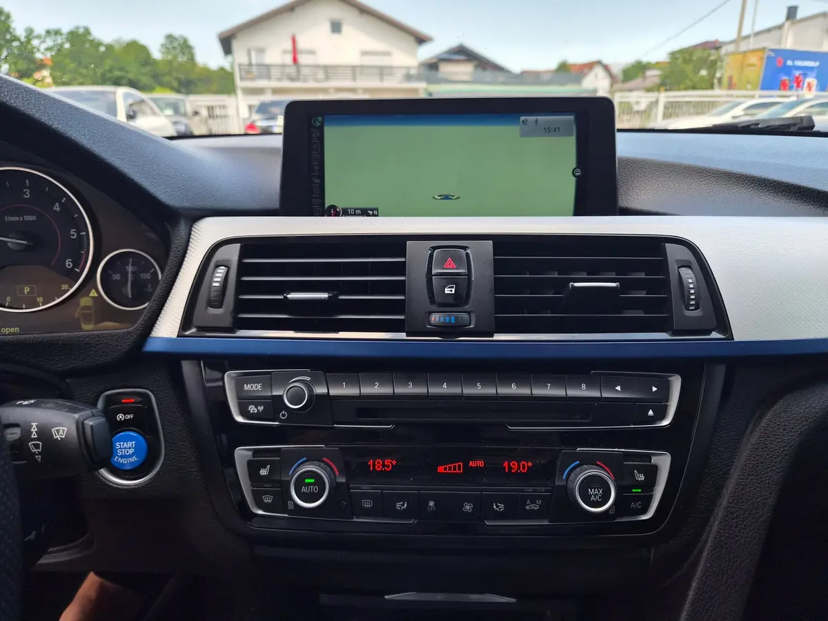 BMW 435 XDRIVE CABRIOLET M-PAKET - 24