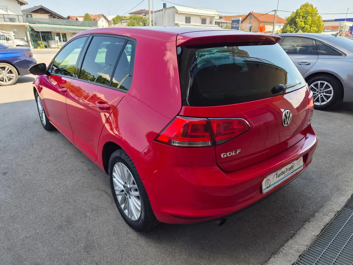 Volkswagen Golf VII 1.6 TDI  - 6
