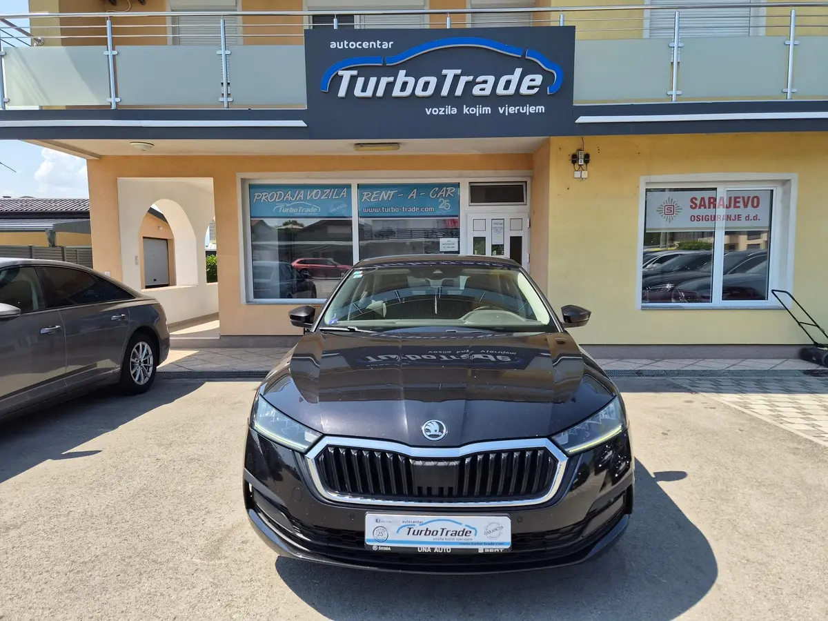Škoda Octavia 2.0 TDI DSG Business - 2