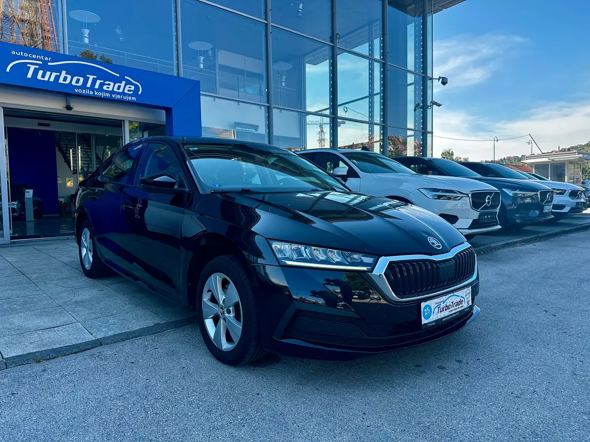 ŠKODA OCTAVIA 2.0 TDI DSG BUSINESS VIRTUAL