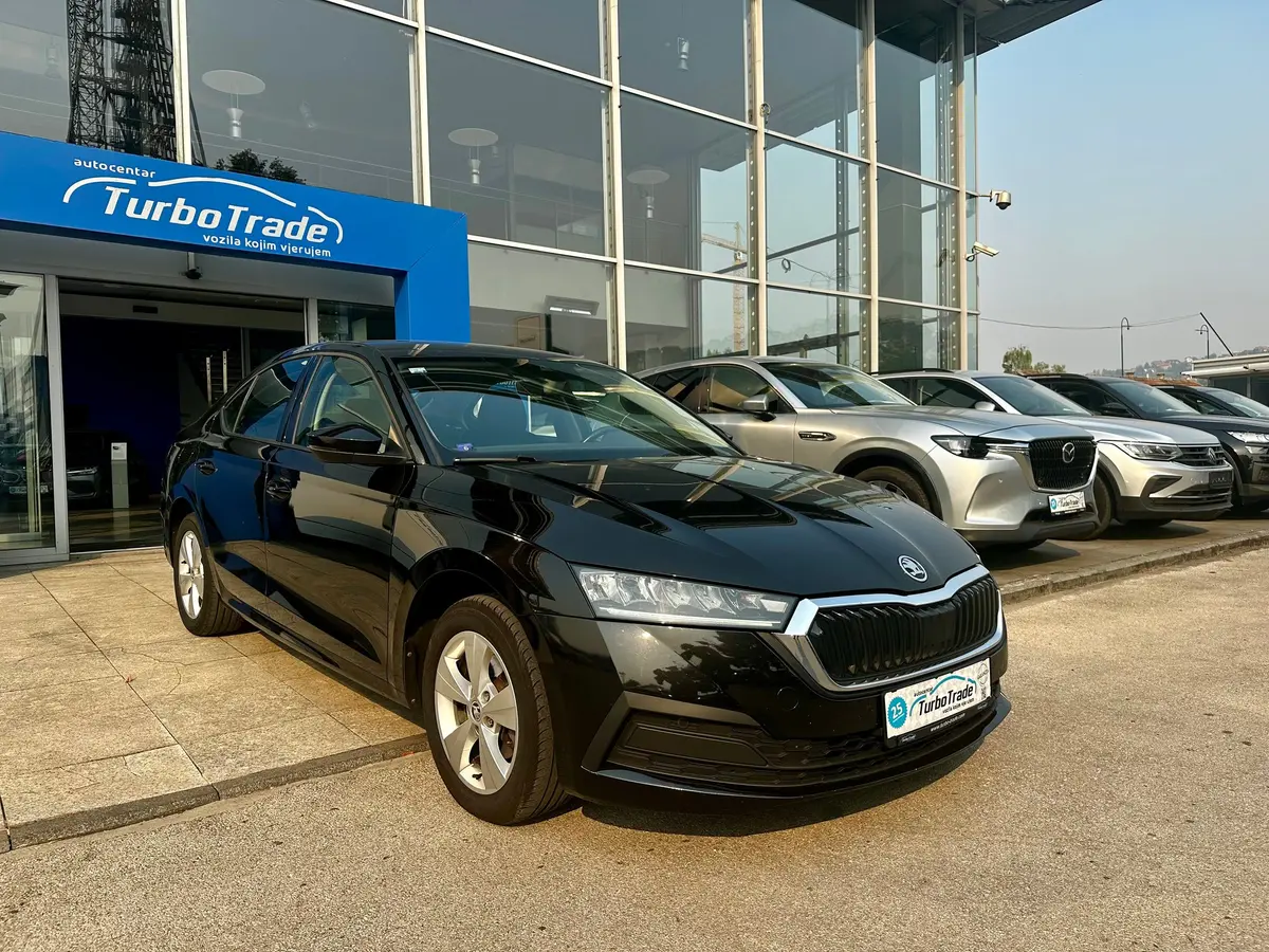 ŠKODA OCTAVIA 2.0 TDI DSG BUSINESS VIRTUAL