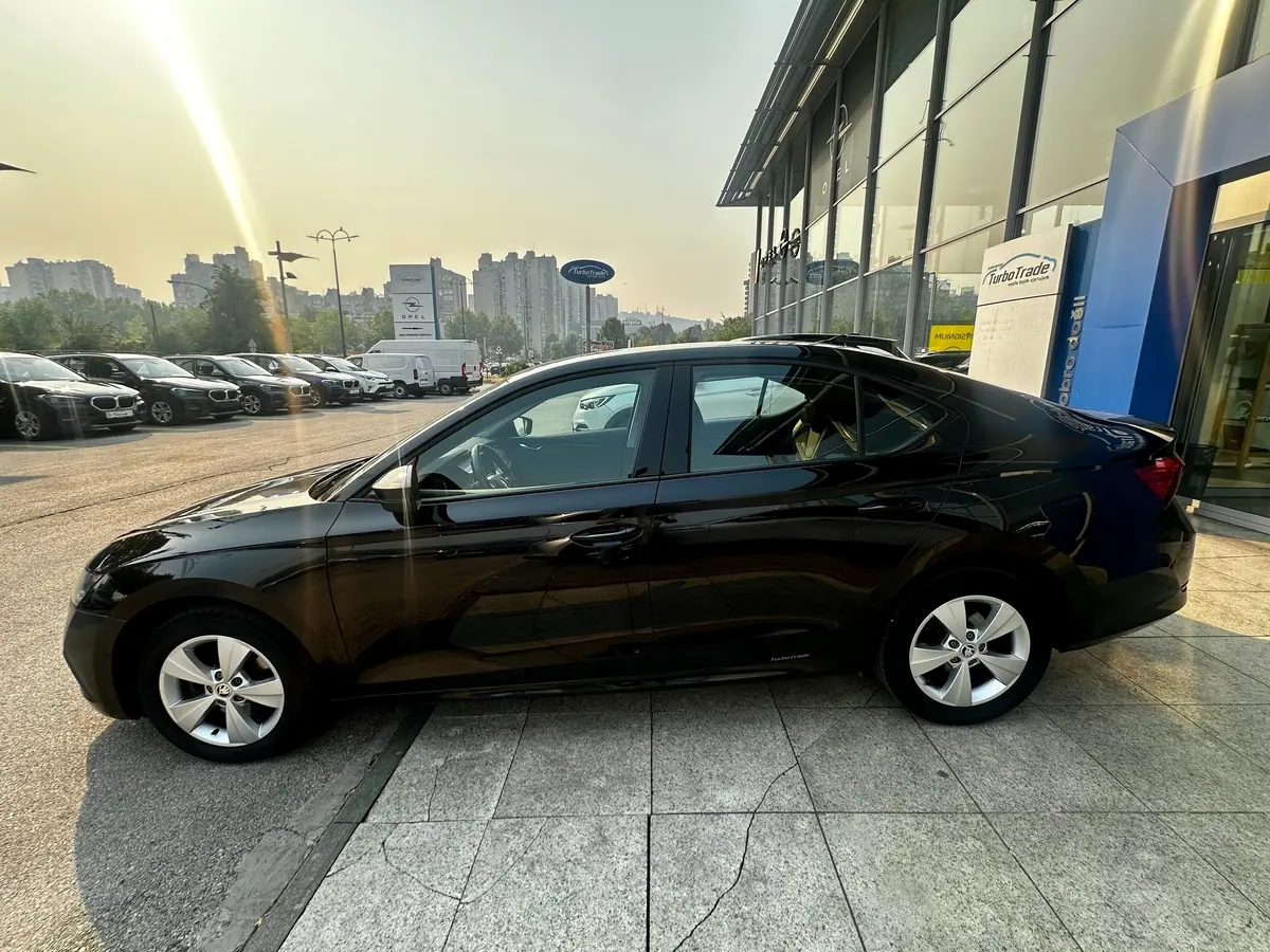 ŠKODA OCTAVIA 2.0 TDI DSG BUSINESS VIRTUAL - 5