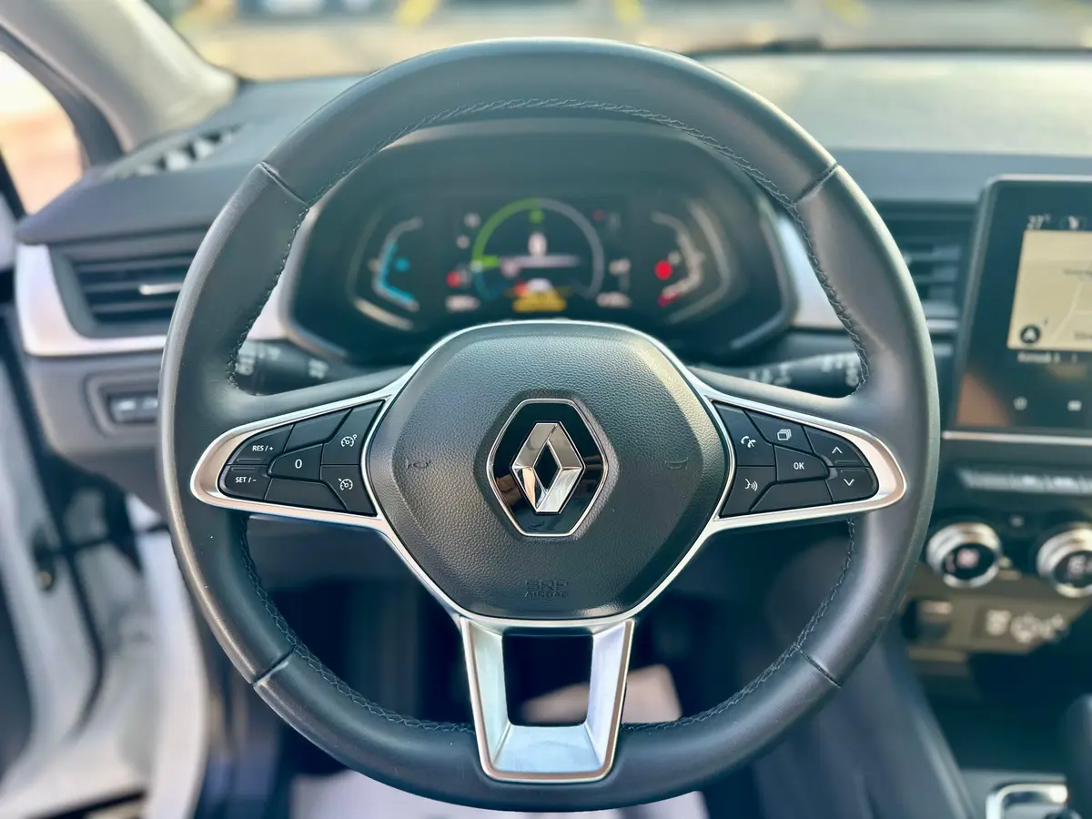 RENAULT CAPTUR 1.6 E-TECH - 13