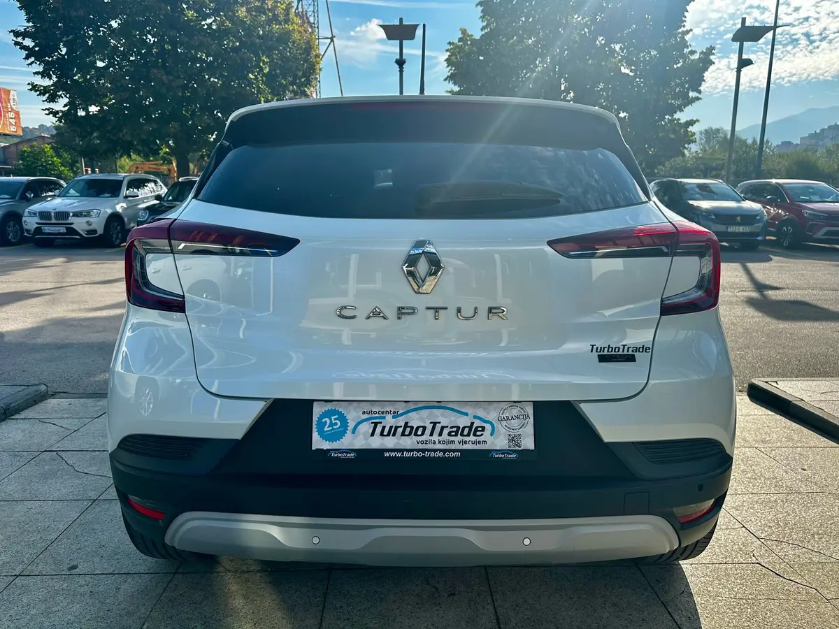 RENAULT CAPTUR 1.6 E-TECH - 7