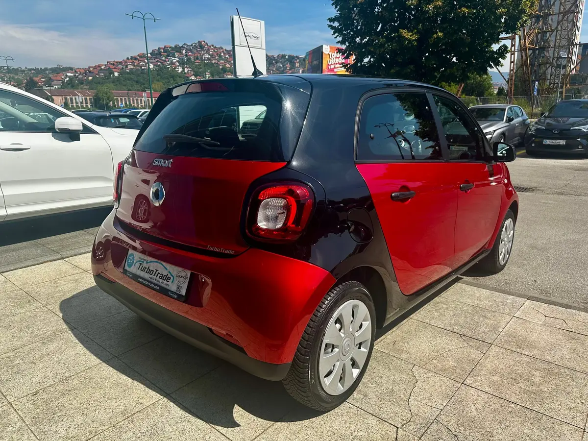 SMART FORFOUR 1.0BZ - 8