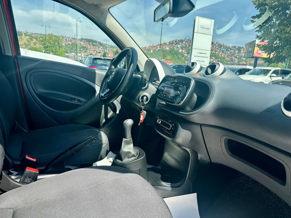 SMART FORFOUR 1.0BZ - 16