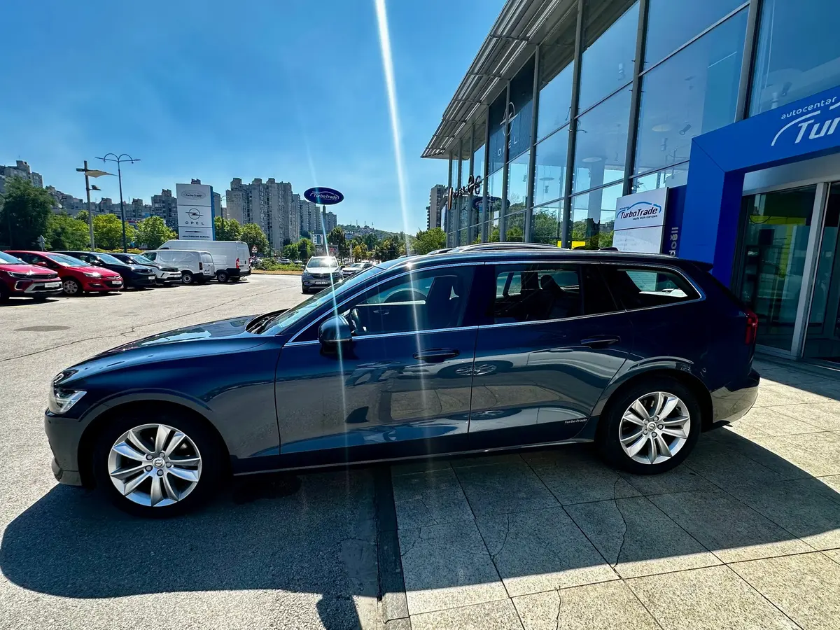 VOLVO V60 D3  - 8